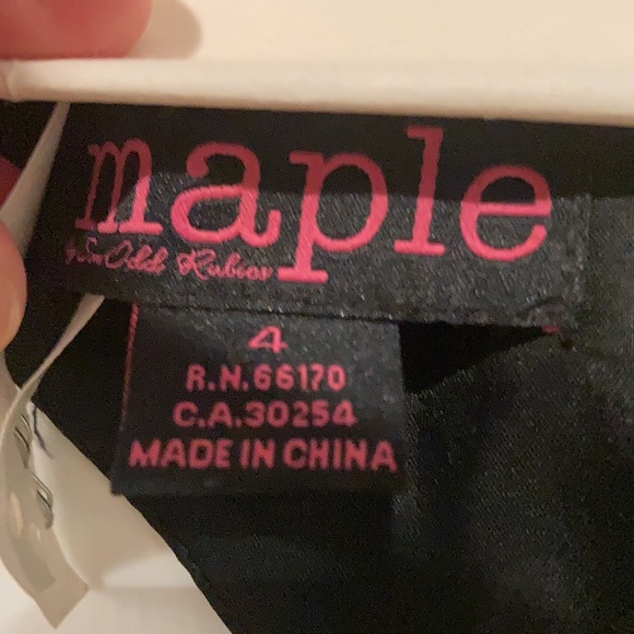 MAPLE Black cocktail dress with keyhole back. Sz 4 - Picture 6 of 6